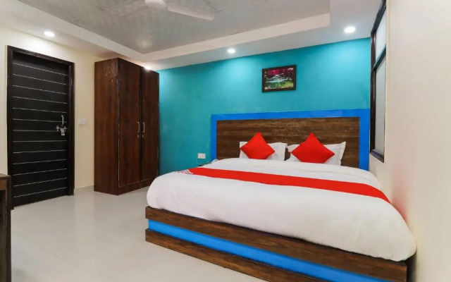 Hotel Maharaja Gold by OYO Rooms