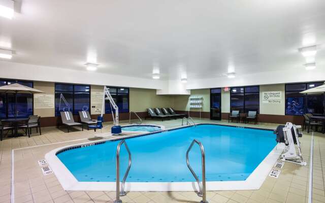 Hampton Inn Cleveland Airport - Tiedeman Road