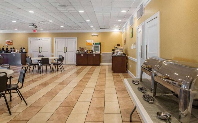 Quality Inn Richmond Hill - Savannah I-95