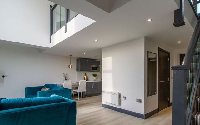 The Residence Coventry by Paymán Club