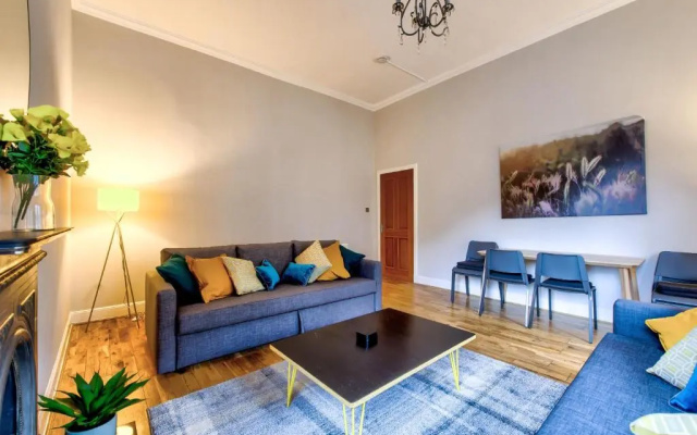Stylish & Spacious 3 Bedroom Apt in Finnieston, West End
