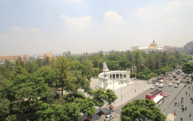 Boutique Apartment Downtown 707 two bedrooms