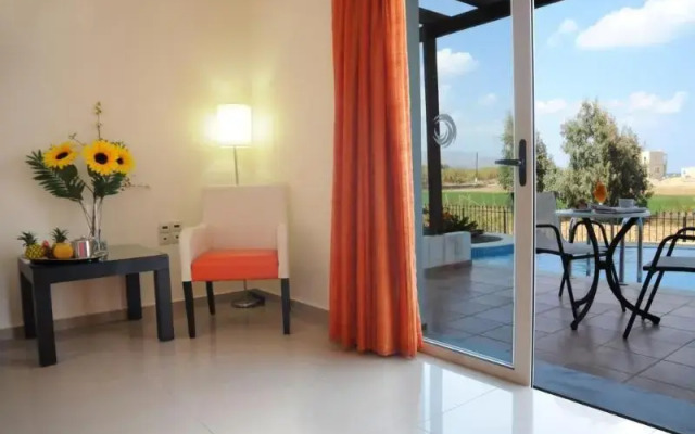 Chrispy World - Chrispy Deluxe Wing