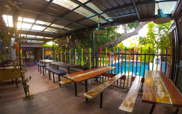 Jump Inn Alice Budget Accommodation