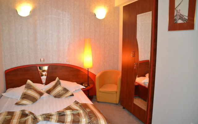 Hotel Helin Electroputere Mall