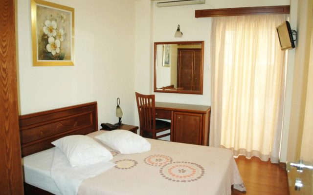 Omiros Hotel