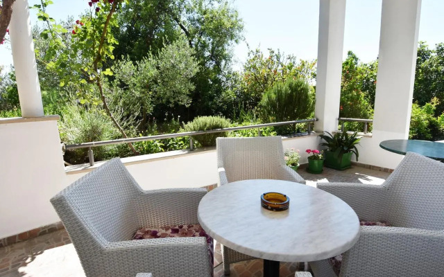 Villa NADA 1