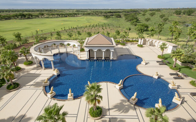 Garden City Hotel
