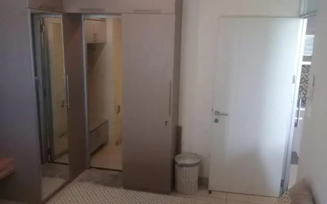 Luxury Living At The Edge By Zuzu