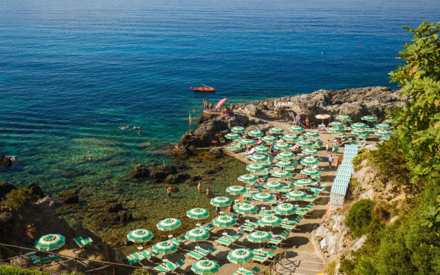 Hotel Capo D'Uomo