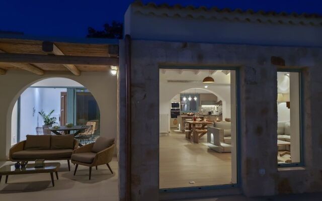 Exclusive Sea View Villa Madelaine