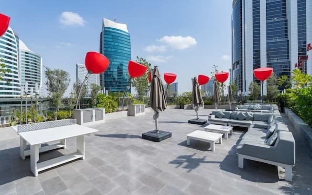 Vogue Downtown - MAG318 Tower