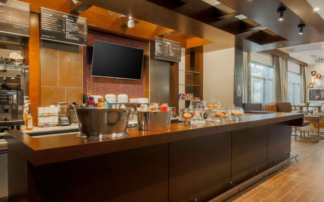 Courtyard by Marriott San Francisco Union Square