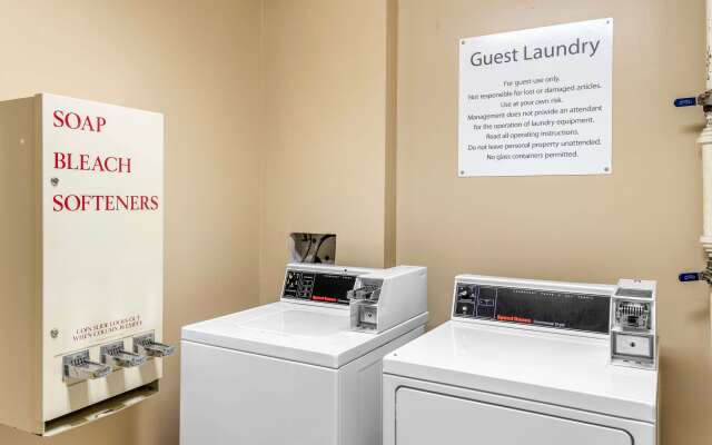 Clarion Inn & Suites Northwest