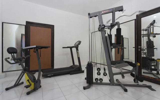 RedDoorz near University of Indonesia