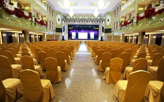 Taizhou Haiyan Jinling International Hotel