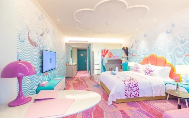 Shanghai Haichang Ocean Park Theme Resort Hotel