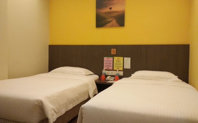 Check Inn KK – Guest Rooms – Kota Kinabalu