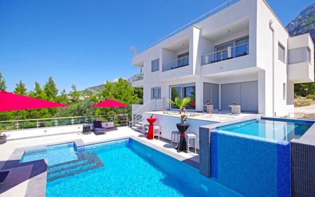 Villa Inis