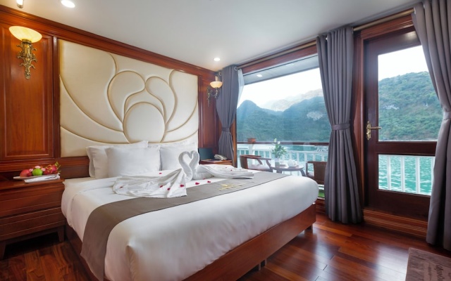 Le Journey Calypso & Boutique Pool Cruises – Guest Rooms – Ha Long