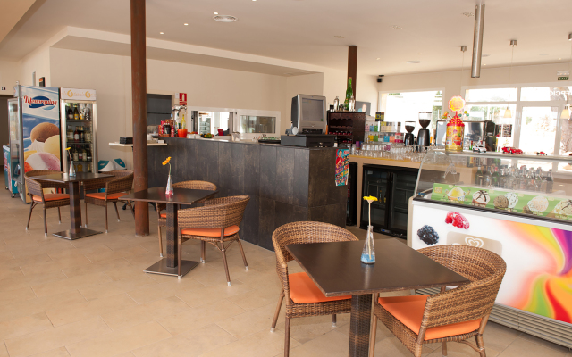 Apartamentos Sol Romántica by DOT Suites