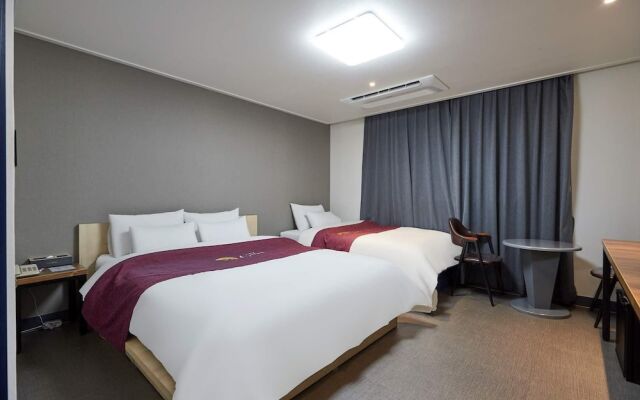 Gloa Hotel
