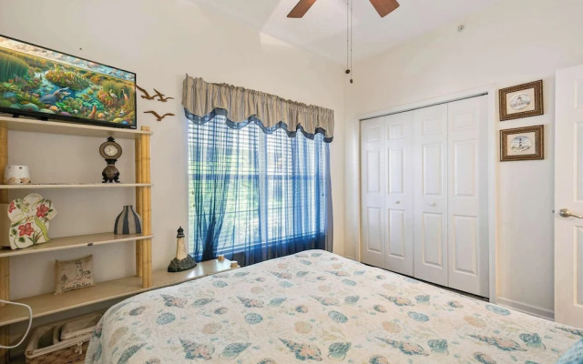 Beachfront Bliss: St. Augustine 2BD Luxury