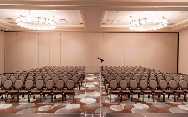 Residence Inn Cleveland Avon at The Emerald Event Center