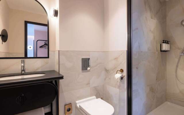 Hotel Maison Hamelin Paris - Handwritten Collection