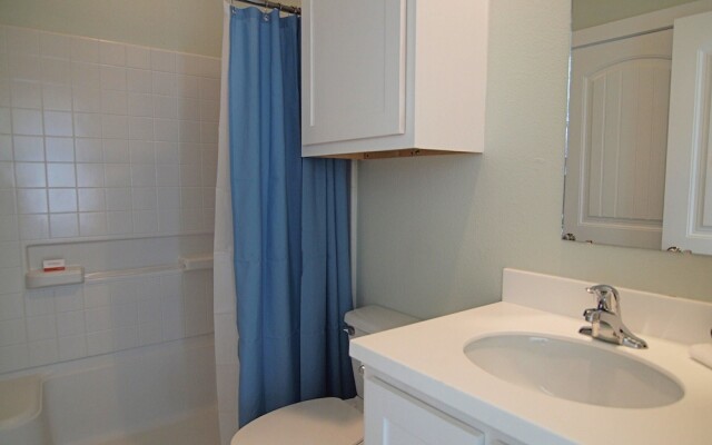 Beach Club Clubhouse 3