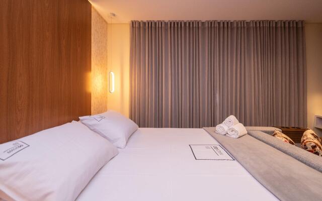 Studio no Setor Bueno - Edifício The Expression - TH1204