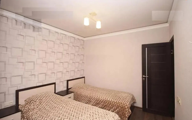 Republic Square Amiryan str, Middle of Center, Elite New Building Spacious 2bedroom
