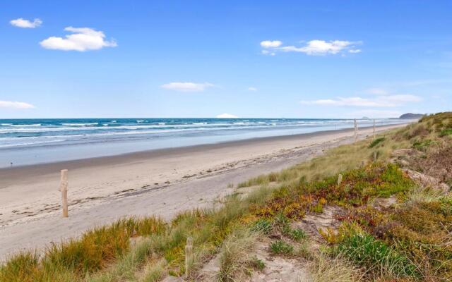 Bach 22 - Waihi Beach Holiday Home