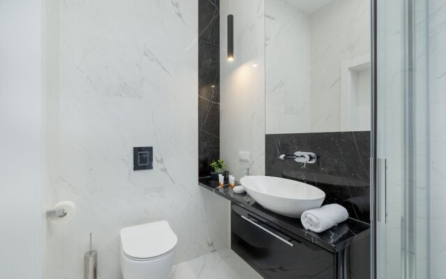 Cracow Apartments Rakowicka by Renters