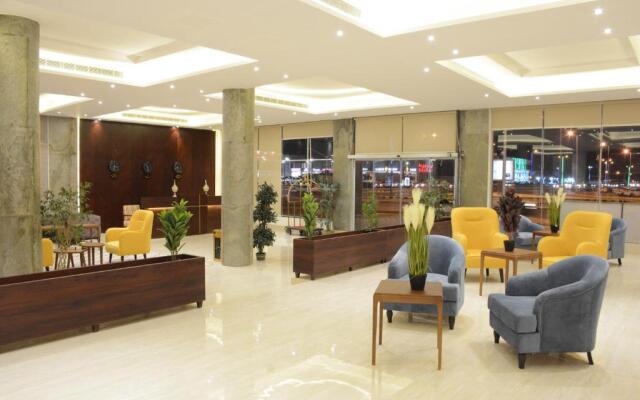E1 Hotel