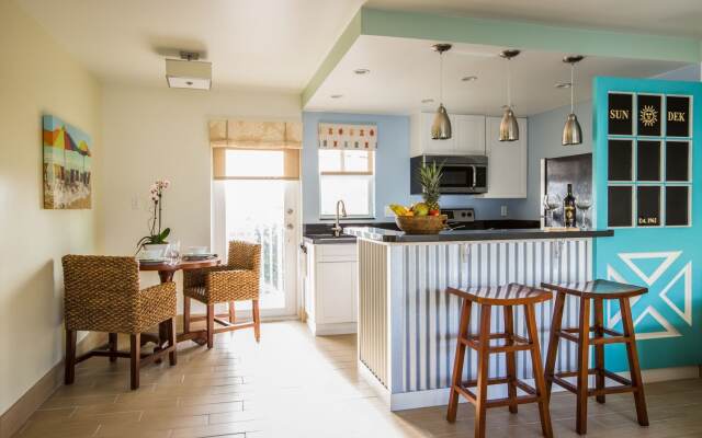 Sun Dek Beach House