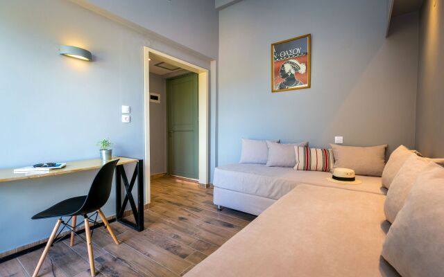 Trypiti Hotel and Suites
