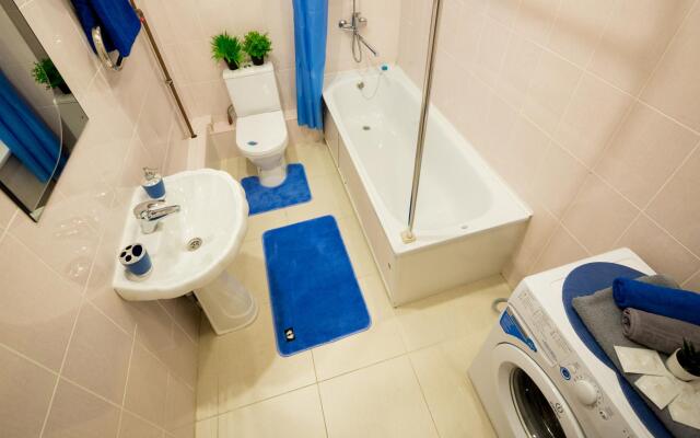 9 ночей на улице Зверева 1/2