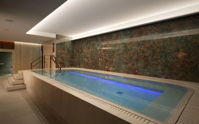 Iceland Parliament Hotel, Curio Collection By Hilton