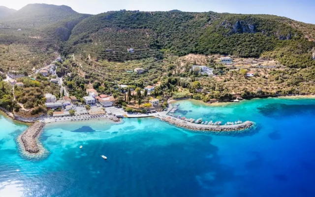 Seafront Pouletis Family Enchanting Gem With Pool