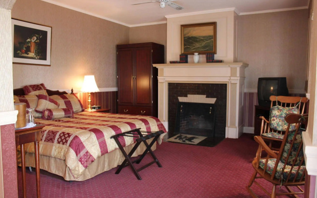Tara Manor Inn