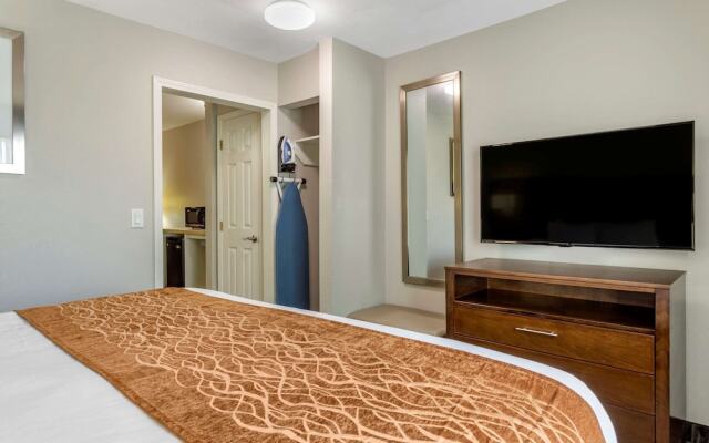 Comfort Inn & Suites North Little Rock JFK Blvd