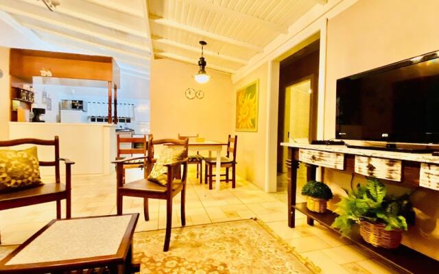 Nena's House - Casa de Campo 10 Pessoas