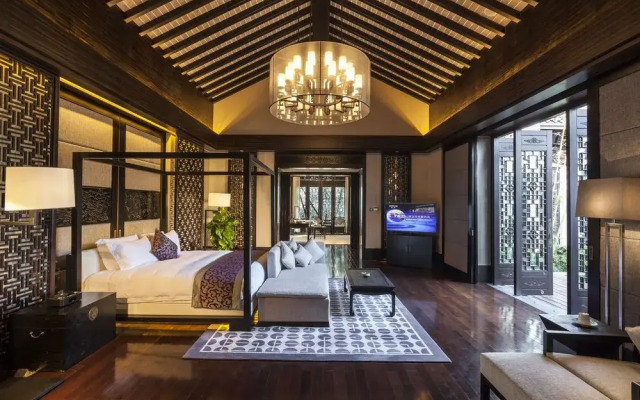 Yurun Hanyuelou Villa Resort