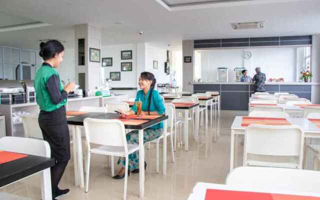 21 Karimun Hotel