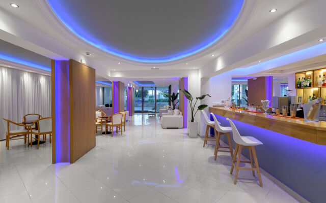 Oceanis Park Hotel
