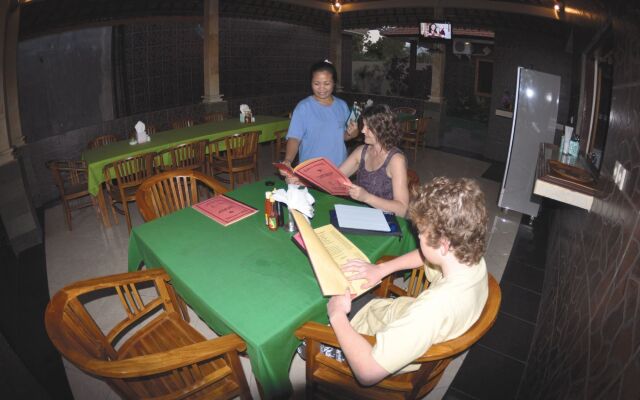 Tulamben Wreck Divers