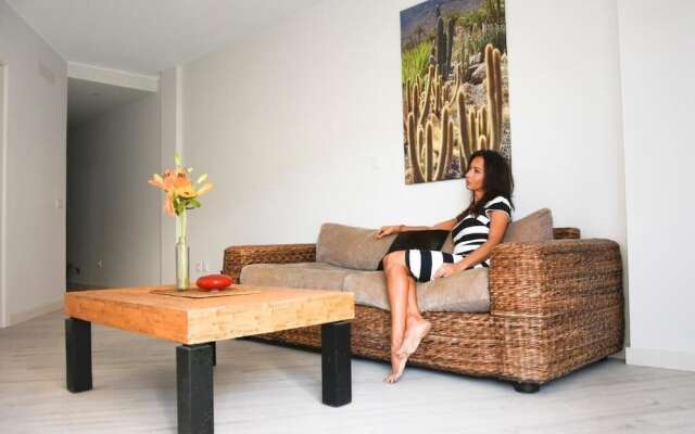 Pura Vida Beach Suites