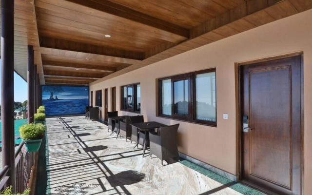 Norbu House