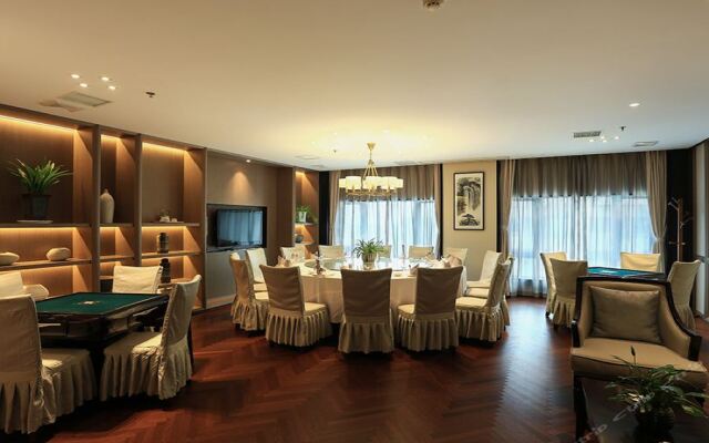 Baiyang Hotel